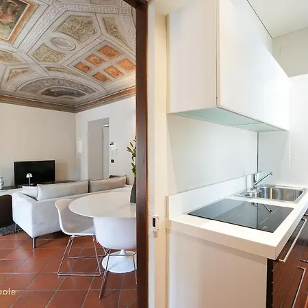 Apartment Palazzo Zoya Del Cavaliere